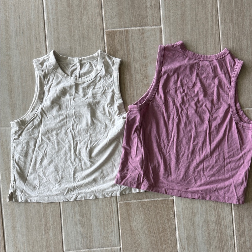 Lululemon cropped Women's Sleeveless Tops - cream  and dusty pink